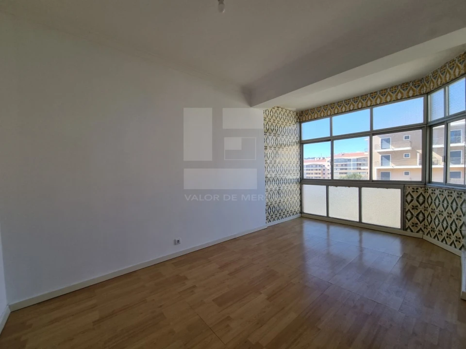 Apartamento T3 para Venda em Mina de Água Foto 2