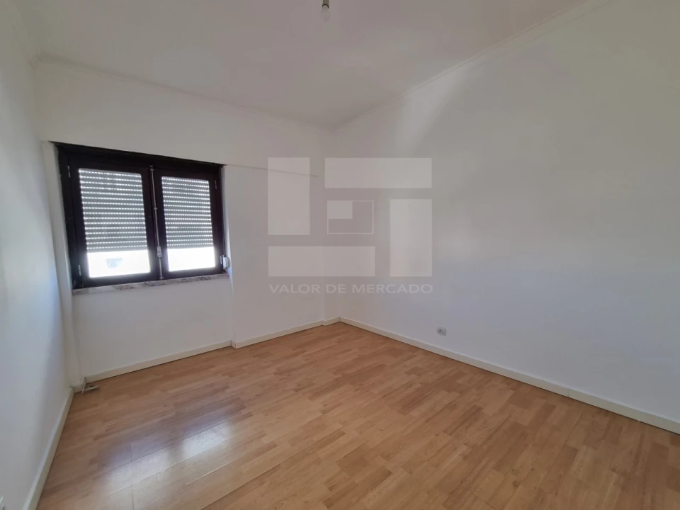 Apartamento T3 para Venda em Mina de Água Foto 10