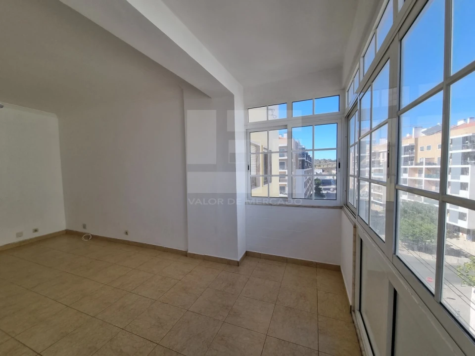 Apartamento T3 para Venda em Mina de Água Foto 25