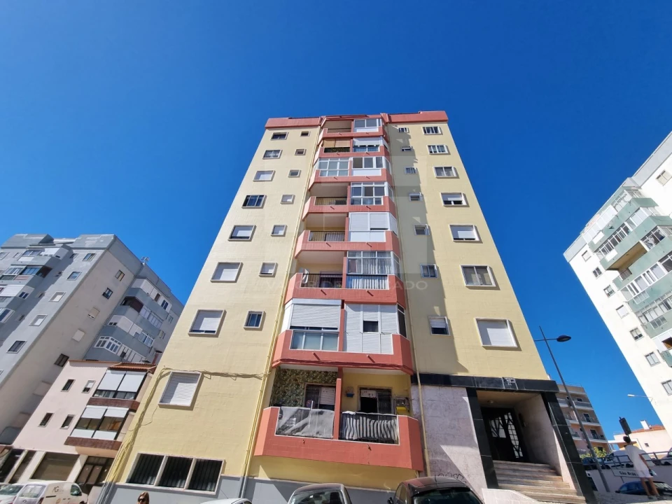 Apartamento T3 para Venda em Mina de Água Foto 31