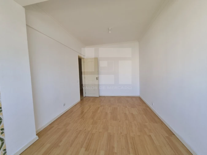 Apartamento T3 para Venda em Mina de Água Foto 19