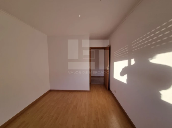 Apartamento T2 para Venda em Mina de Água Foto 2