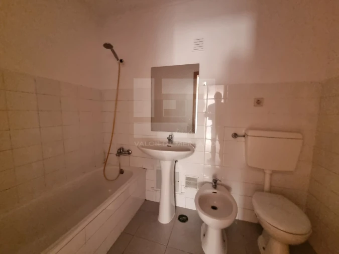 Apartamento T2 para Venda em Mina de Água Foto 3
