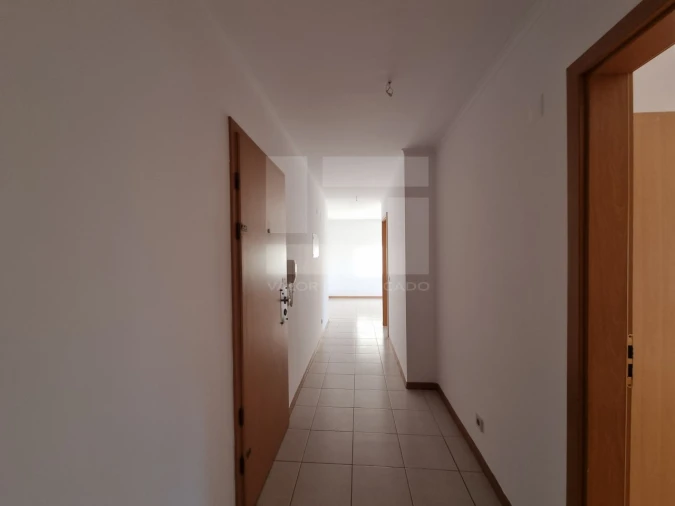 Apartamento T2 para Venda em Mina de Água Foto 5