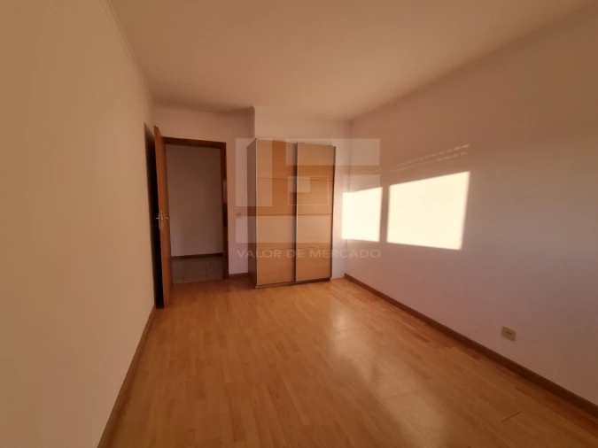 Apartamento T2 para Venda em Mina de Água Foto 7