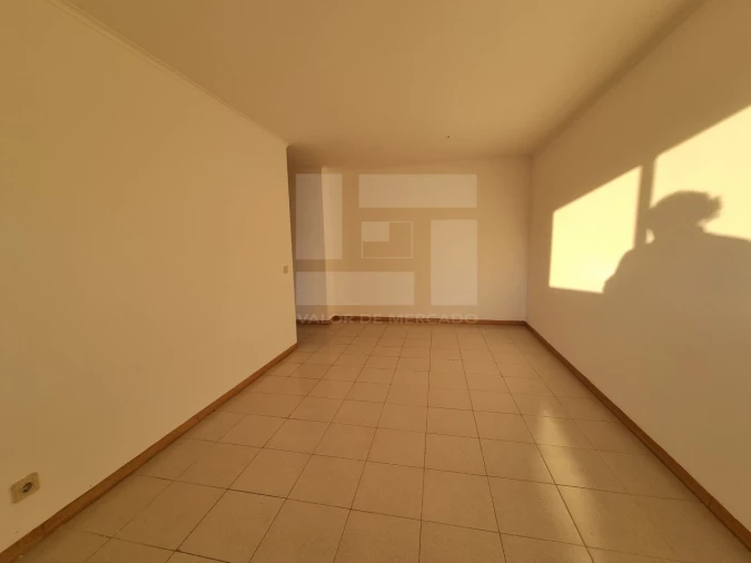 Apartamento T2 para Venda em Mina de Água Foto 15