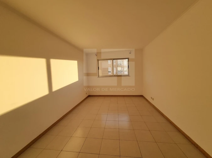 Apartamento T2 para Venda em Mina de Água Foto 16