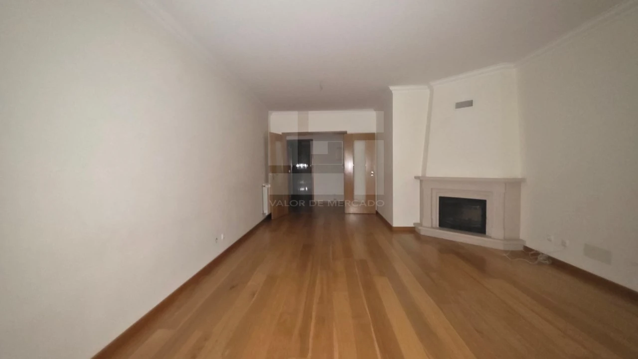 Apartamento T2 para Venda em Venteira Foto 10