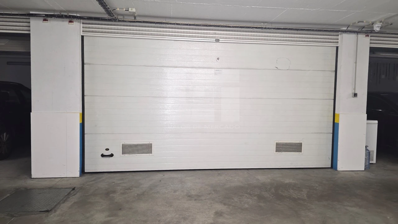 Apartamento T2 para Venda em Venteira Foto 23