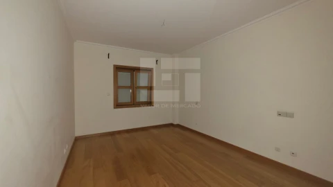 Apartamento T2 para Venda em Venteira