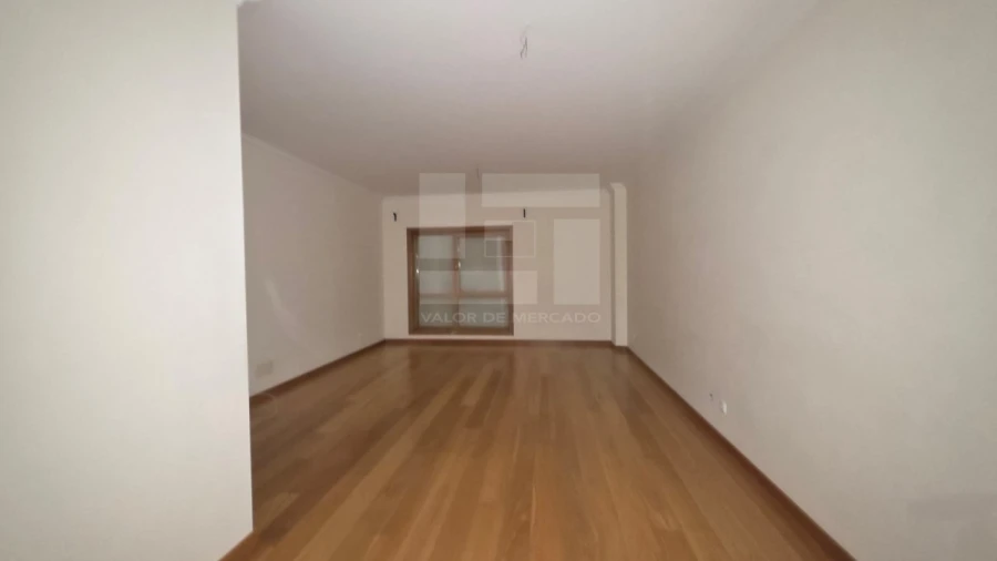 Apartamento T2 para Venda em Venteira Foto 5