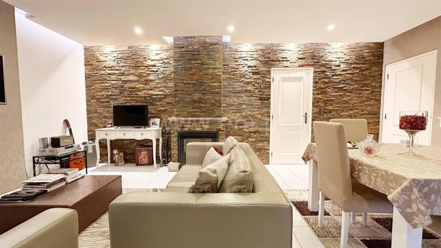 Moradia T3 para Venda em Areosa Foto 1