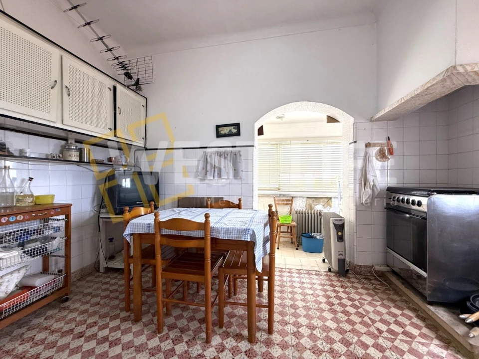 Moradia T4 para Venda em Encarnação Foto 15