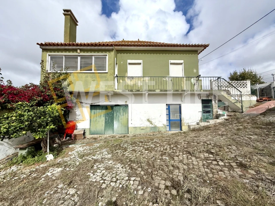 Moradia T4 para Venda em Encarnação Foto 22