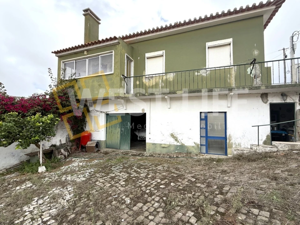 Moradia T4 para Venda em Encarnação Foto 23