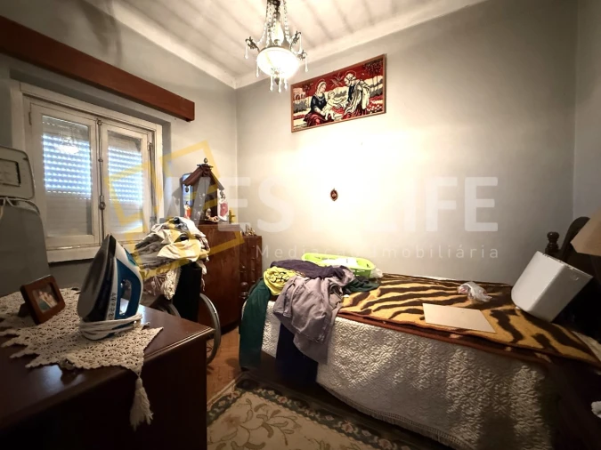 Moradia T4 para Venda em Encarnação Foto 18