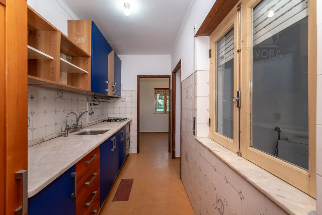 Moradia T4 para Venda em Malagueira e Horta das Figueiras Foto 9