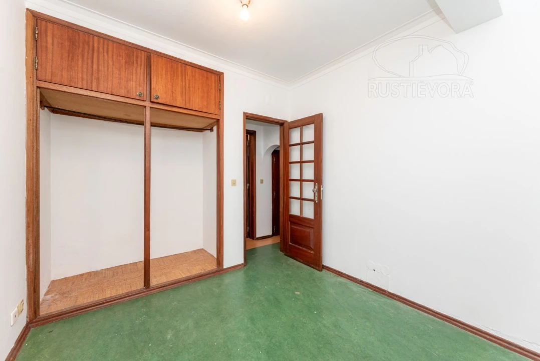 Moradia T4 para Venda em Malagueira e Horta das Figueiras Foto 15