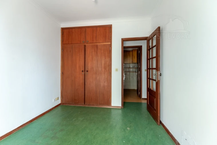 Moradia T4 para Venda em Malagueira e Horta das Figueiras Foto 12