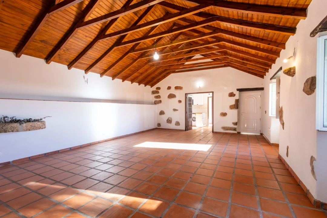 Moradia T3 para Venda em Alvorninha Foto 6