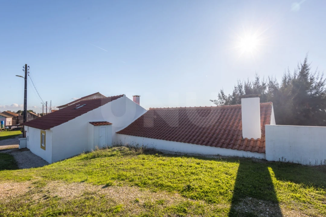 Moradia T3 para Venda em Alvorninha Foto 51