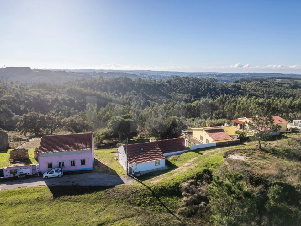 Moradia T3 para Venda em Alvorninha Foto 60