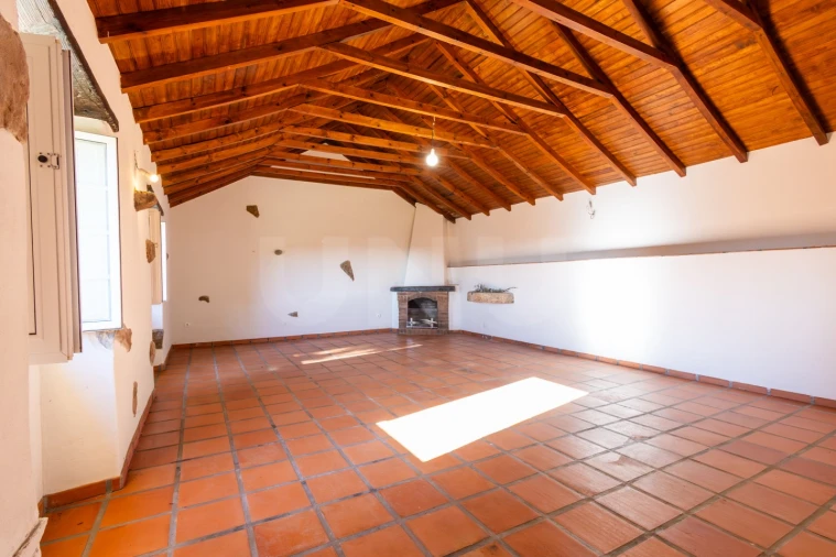 Moradia T3 para Venda em Alvorninha Foto 3