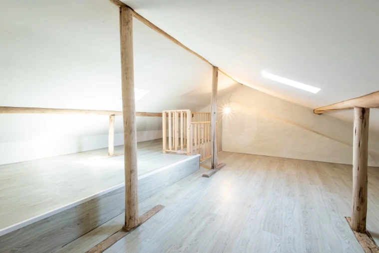 Moradia T3 para Venda em Alvorninha Foto 32