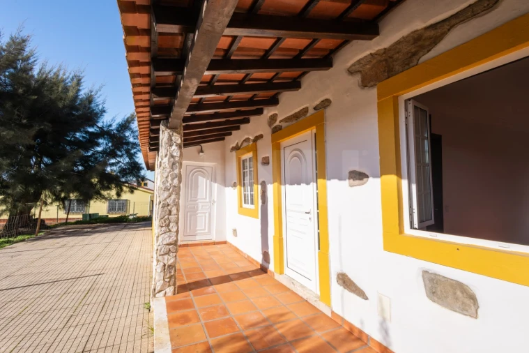 Moradia T3 para Venda em Alvorninha Foto 36