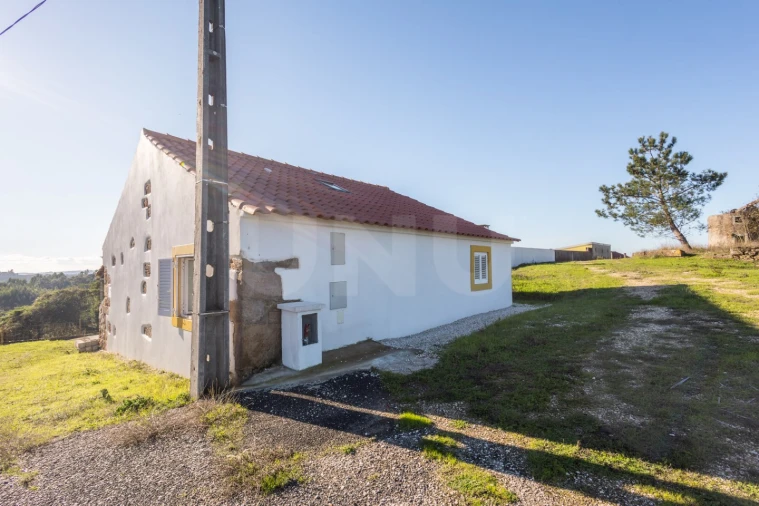 Moradia T3 para Venda em Alvorninha Foto 47