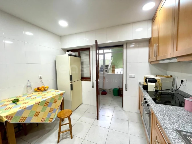 Apartamento T3 para Venda em Guarda Foto 2