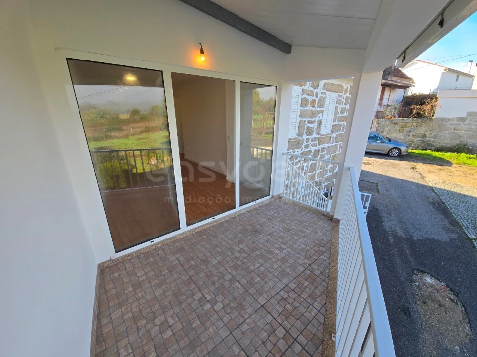 Moradia T2 para Venda em Santa Comba Dão e Couto do Mosteiro Foto 12