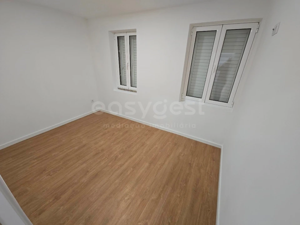 Moradia T2 para Venda em Santa Comba Dão e Couto do Mosteiro Foto 22