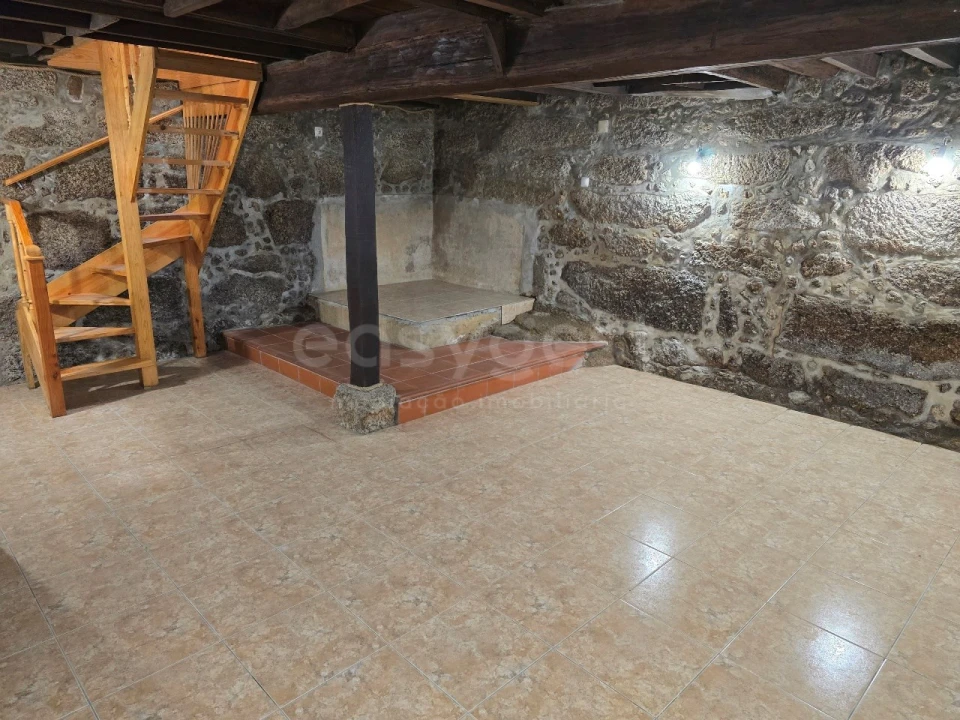 Moradia T2 para Venda em Santa Comba Dão e Couto do Mosteiro Foto 26