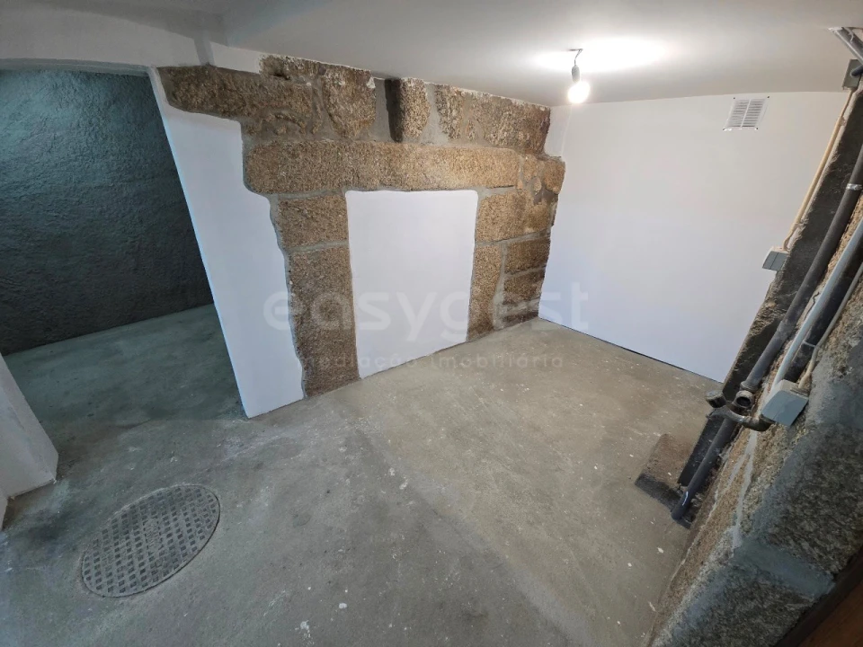 Moradia T2 para Venda em Santa Comba Dão e Couto do Mosteiro Foto 35