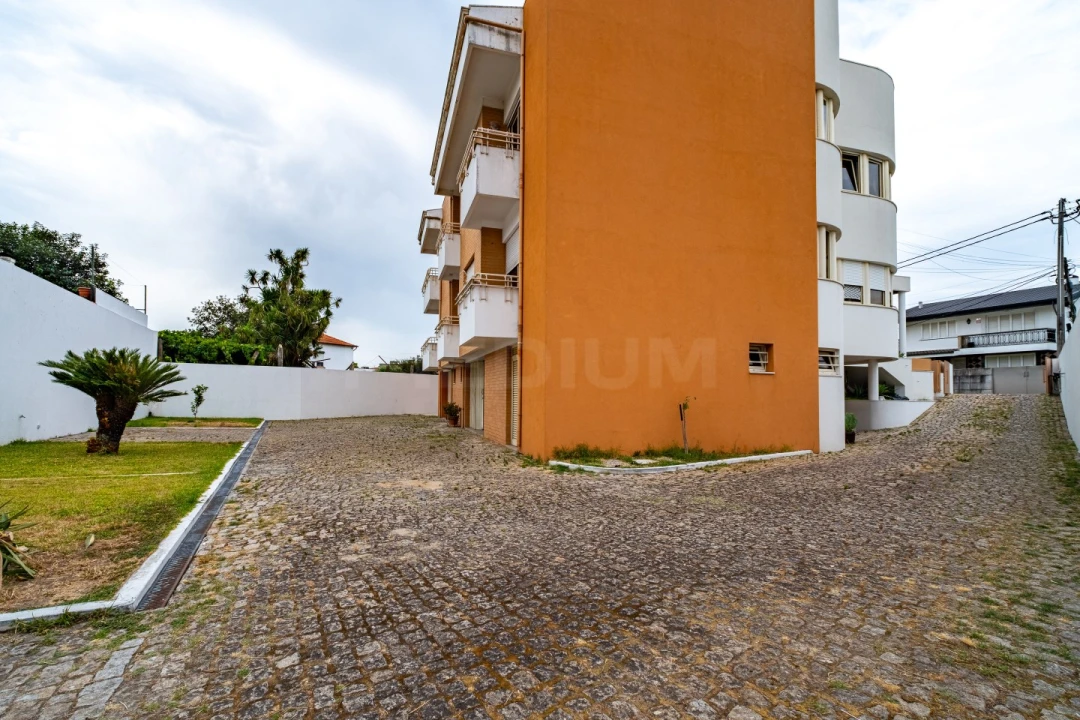 Apartamento T3 para Venda em Nogueira e Silva Escura Foto 32