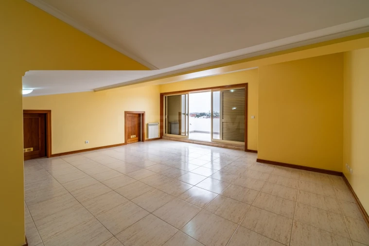 Apartamento T3 para Venda em Nogueira e Silva Escura Foto 27