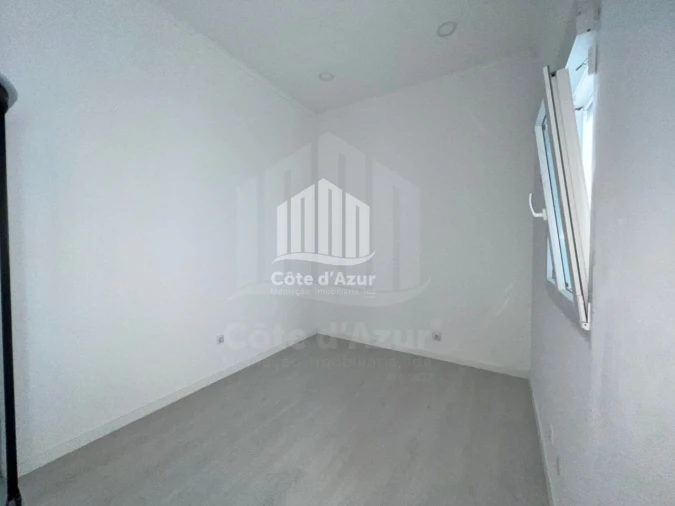 Loja para Venda em Alto do Seixalinho, Santo André e Verderena Foto 12