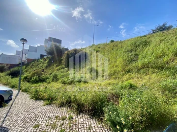 Terreno para Venda em Sesimbra (Castelo)