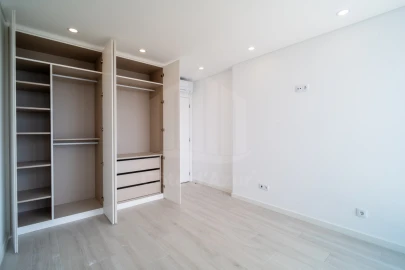 Moradia T3 para Venda em Sesimbra (Santiago)