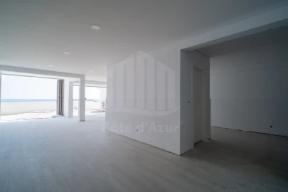 Moradia T3 para Venda em Sesimbra (Santiago)