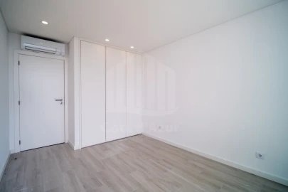 Moradia T3 para Venda em Sesimbra (Santiago)