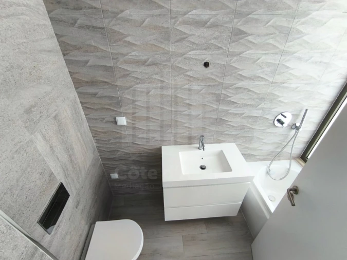 Moradia T3 para Venda em Sesimbra (Santiago) Foto 11