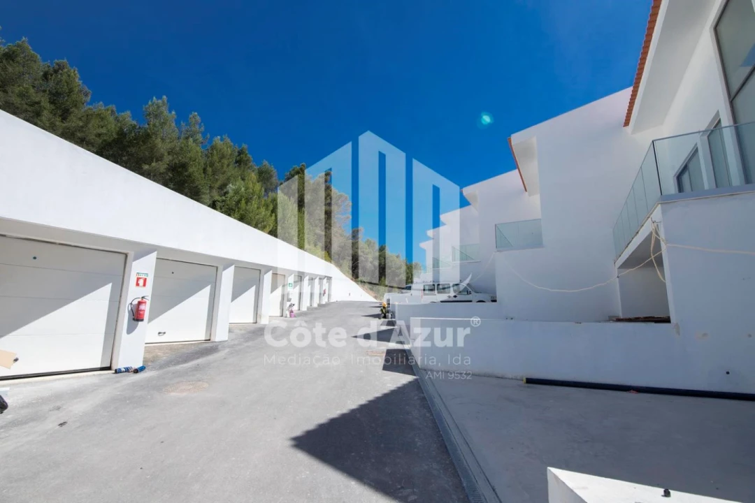 Moradia T3 para Venda em Sesimbra (Santiago) Foto 17