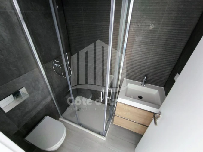 Moradia T3 para Venda em Sesimbra (Santiago) Foto 9