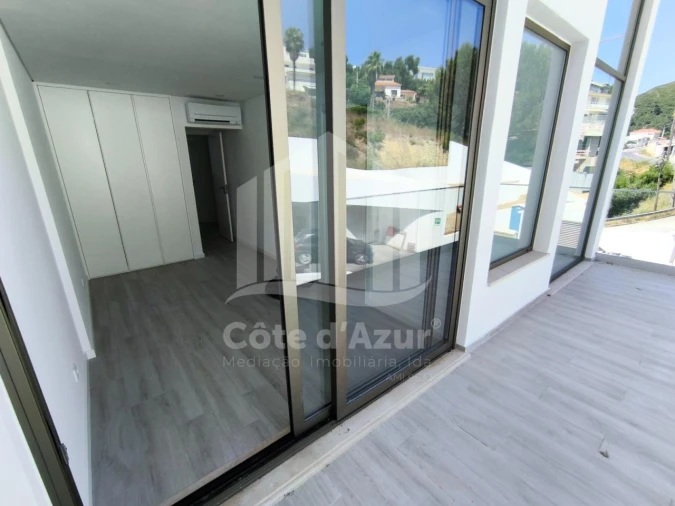 Moradia T3 para Venda em Sesimbra (Santiago) Foto 13