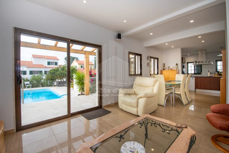 Moradia T2 para Venda em Azeitão (São Lourenço e São Simão) Foto 7