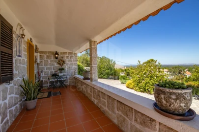 Moradia T6 para Venda em Sesimbra (Castelo)