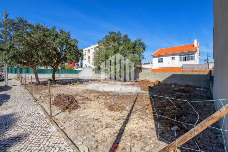 Terreno para Venda em Quinta do Conde Foto 4