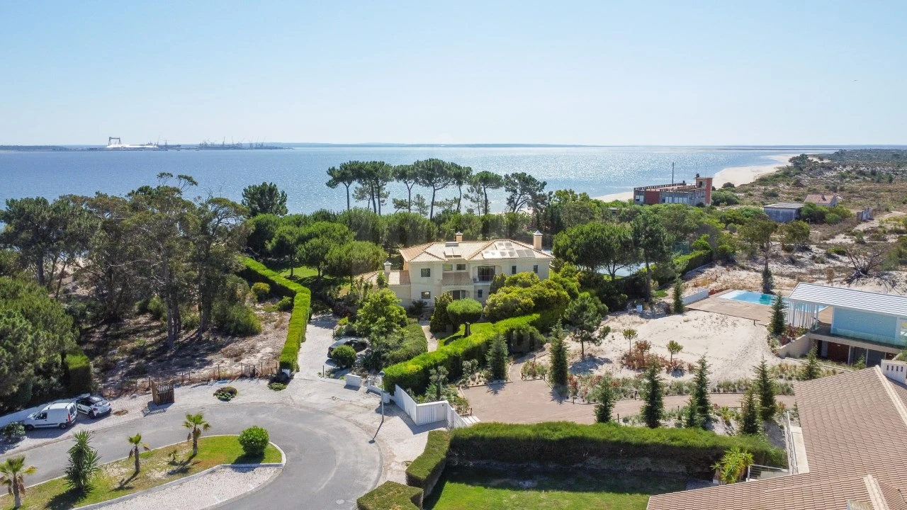 Moradia T5 para Venda em Carvalhal Foto 23